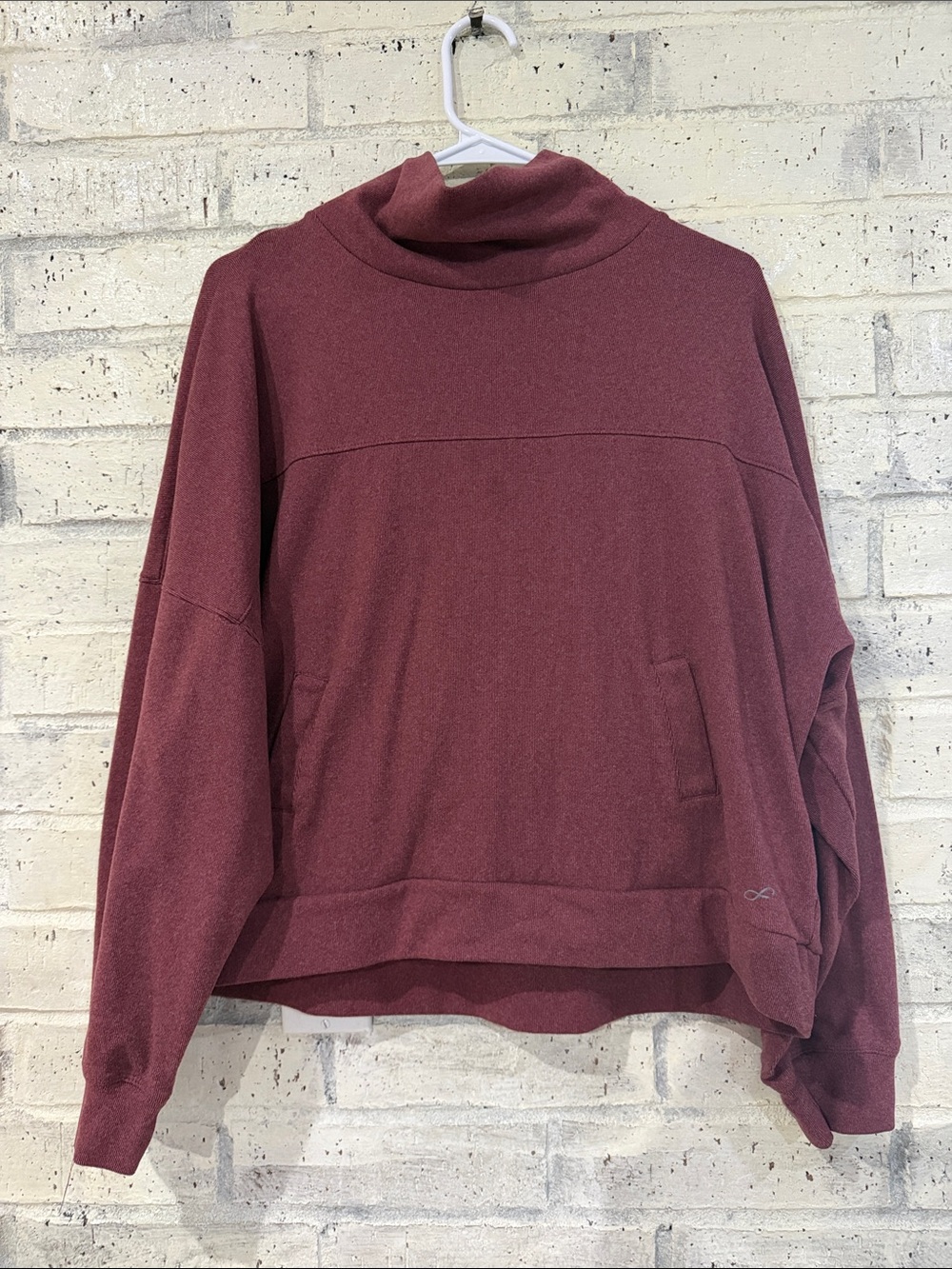 Women's Turtleneck Sweatshirt - Burgundy Mock Neck